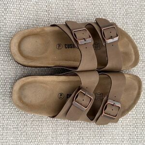 Cushionaire Lane Cork Footbed Sandals for Women-Double Buckle, Sz. 7